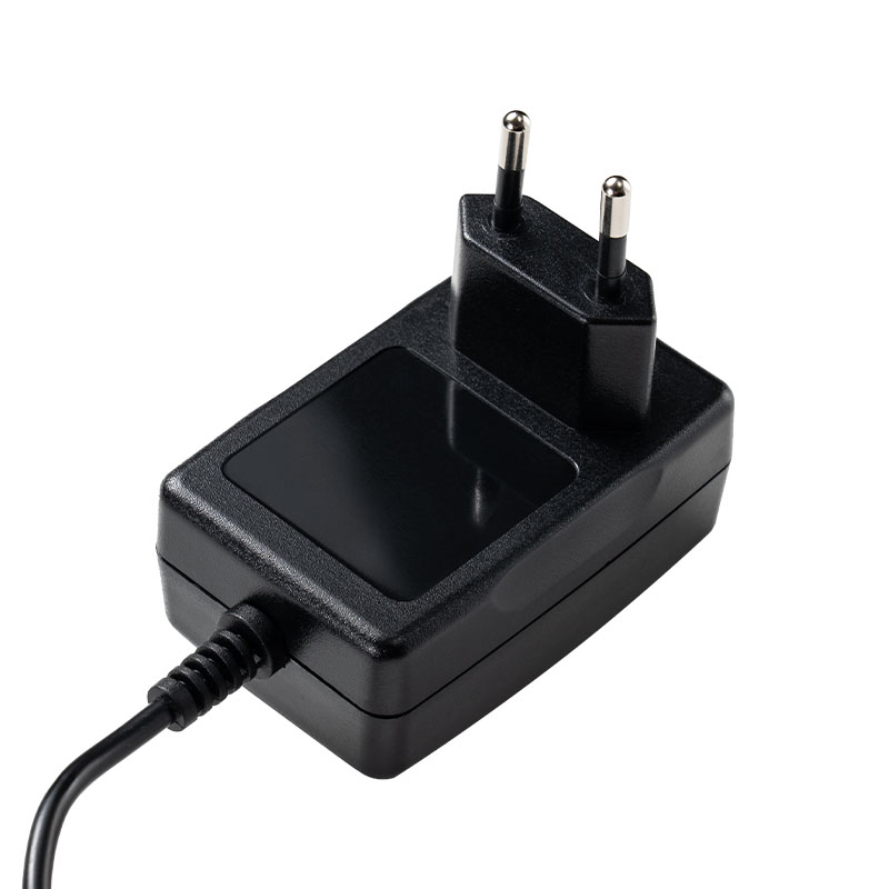 How does a li-ion battery charger meet the charging needs of high-voltage and large-capacity battery packs?