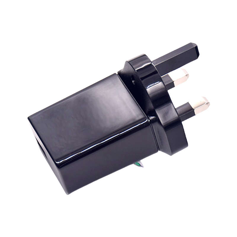 USB Power Adapter 10W01 glossy